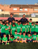 Cristian Bustos e Ismael visitan al club afiliado UD Los Garres