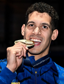 Hugo González se proclama campeón del mundo en Doha