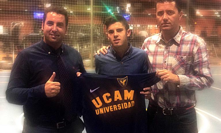 Isi Ros, extremo del Plus Ultra, nuevo jugador del UCAM Murcia CF