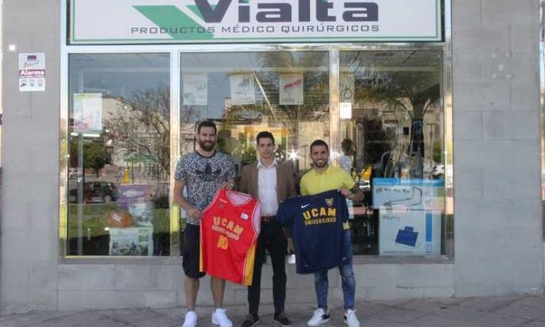 Vialta, un año más con los equipos de baloncesto y fútbol de la UCAM