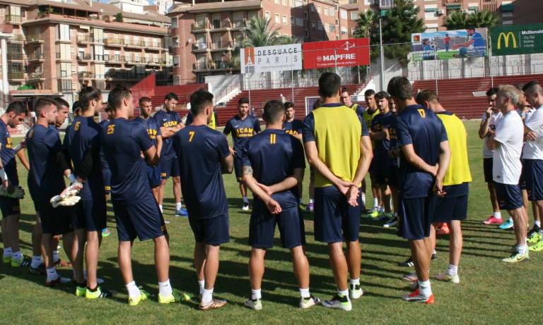 Primer entrenamiento del UCAM Murcia CF 2016/17 