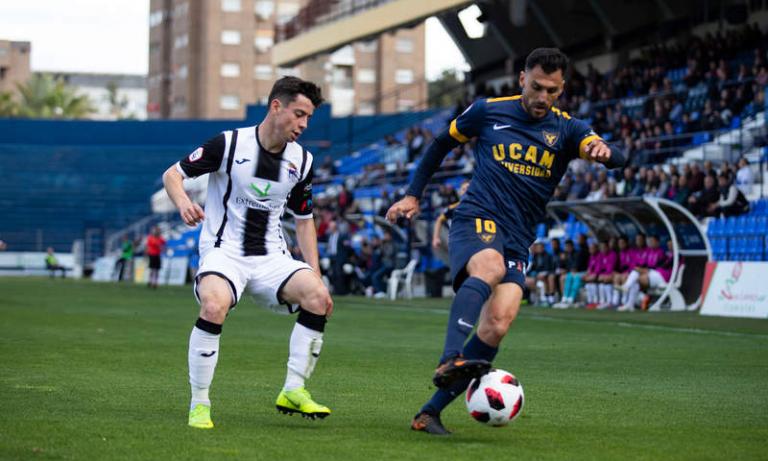 Crónica: La desgracia se ceba con el UCAM Murcia (1-2)
