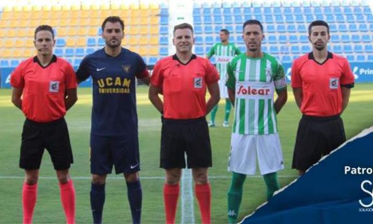 Escriche Guzmán, árbitro del UCAM Murcia - Betis Deportivo
