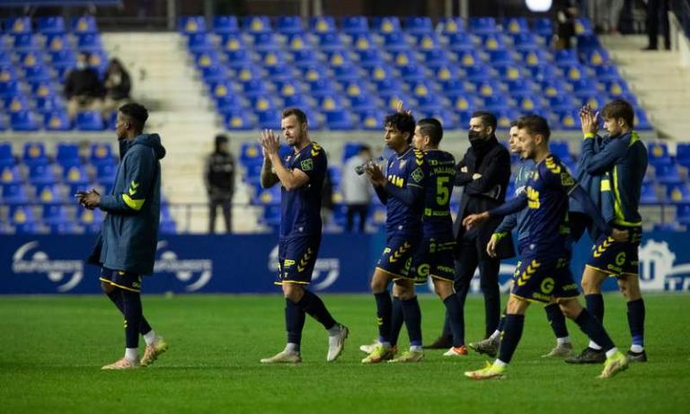 Crónica: El UCAM Murcia no puede puntuar ante el Albacete (1-2)