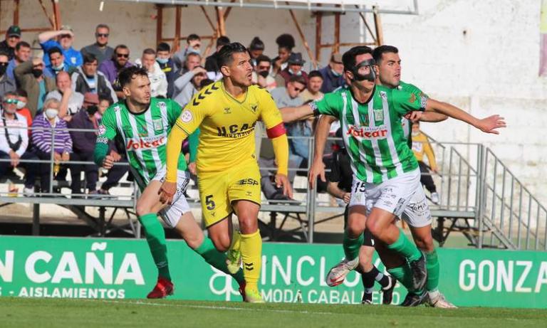 Crónica: El UCAM Murcia suma un punto en casa del Atlético Sanluqueño (1-1)