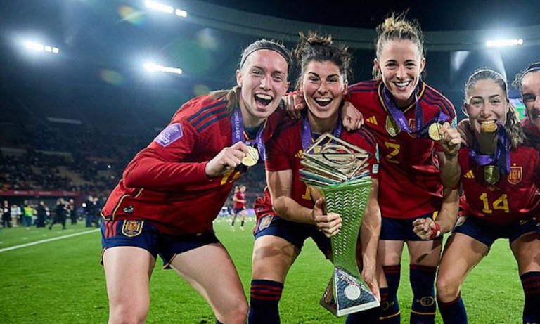 Eva Navarro y sus compañeras de selección conquistan la UEFA Nations League