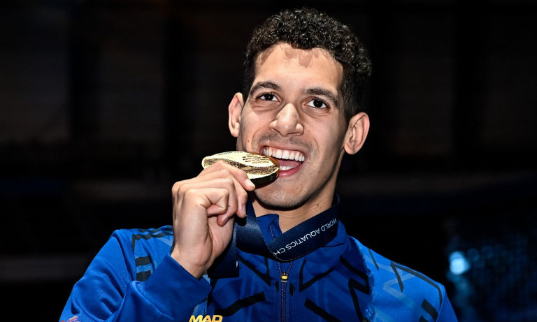 Hugo González se proclama campeón del mundo en Doha