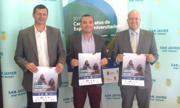 Presentado el Campeonato de España Universitario de voley playa en el Ayuntamiento de San Javier