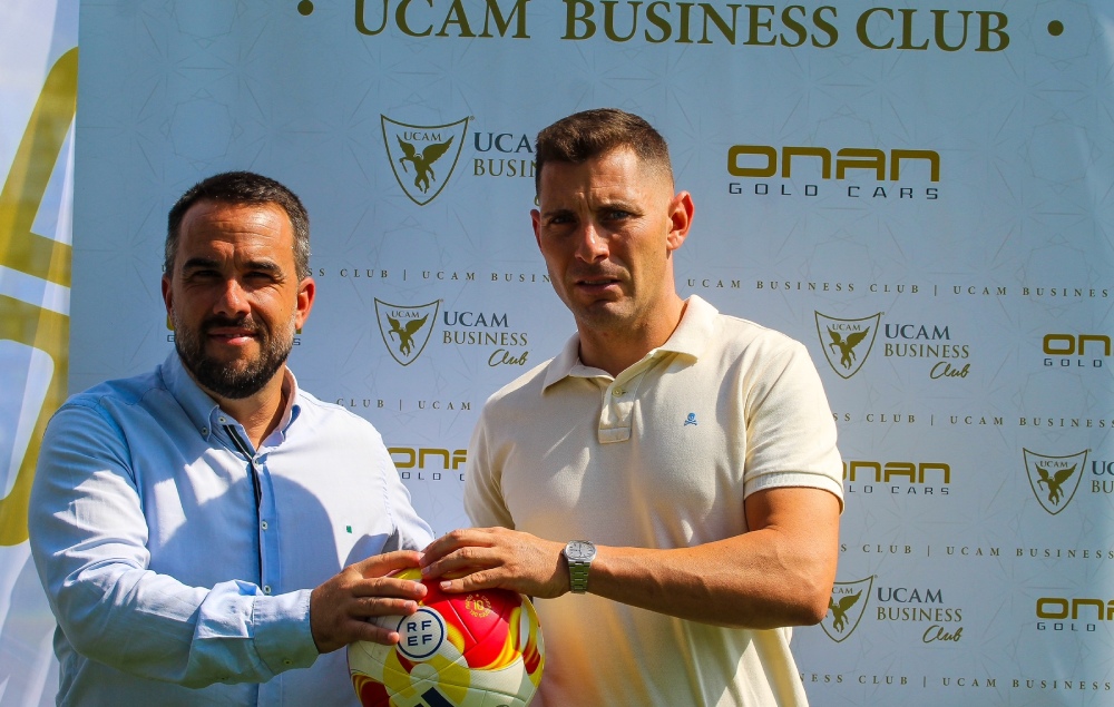 Business Club - Onan Gold Cars