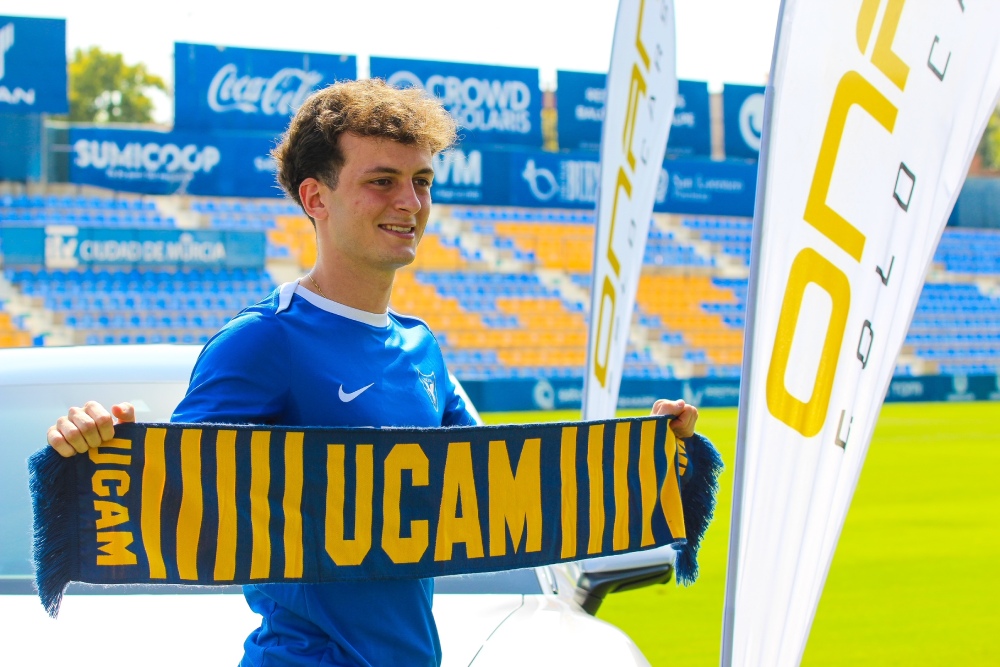 Galería - Pontones - Onan Gold Cars