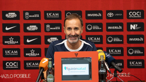 Rueda de prensa Kaiser Gates