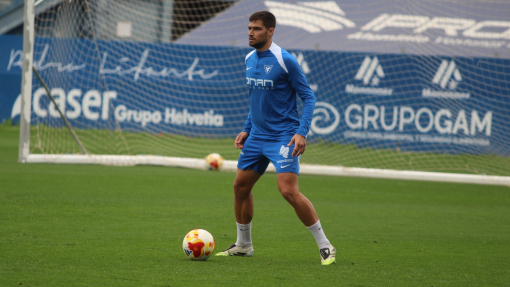 Javi Ramírez durante una sesión de entrenamiento en La Condomina