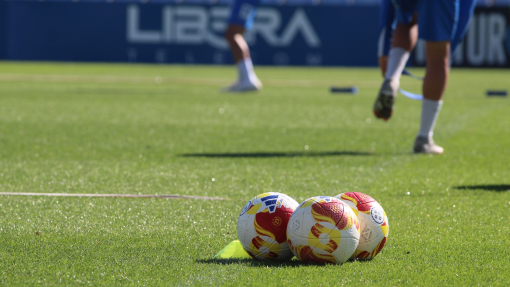 Entrenamiento del primer equipo en el Estadio Heredia 21 La Condomina