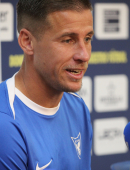 Dani aquino en rueda de prensa con Setcomur