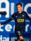 Ale Marín celebrando un gol 