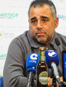 rueda de prensa del técnico Germán Crespo 