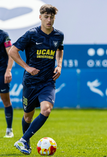 El futbolsita Campillo durante el UCAM Murcia CF - Linares Deportivo