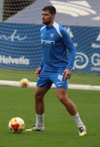 Javi Ramírez durante una sesión de entrenamiento en La Condomina