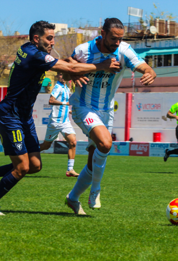 Iván Moreno durante la celebración del FC La Unión Atlético - UCAM Murcia CF