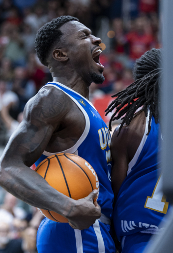 Dylan Ennis