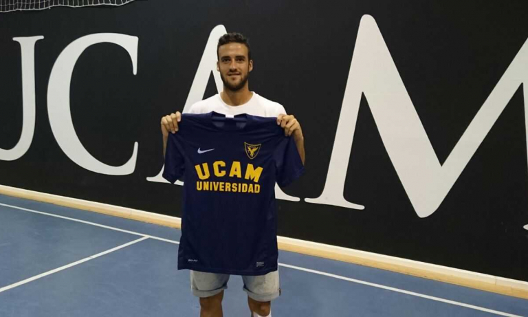 Higinio convence y se queda en el UCAM CF