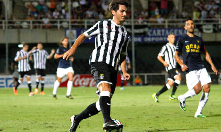 Pallarés, contundencia y calidad para el ataque del UCAM Murcia CF