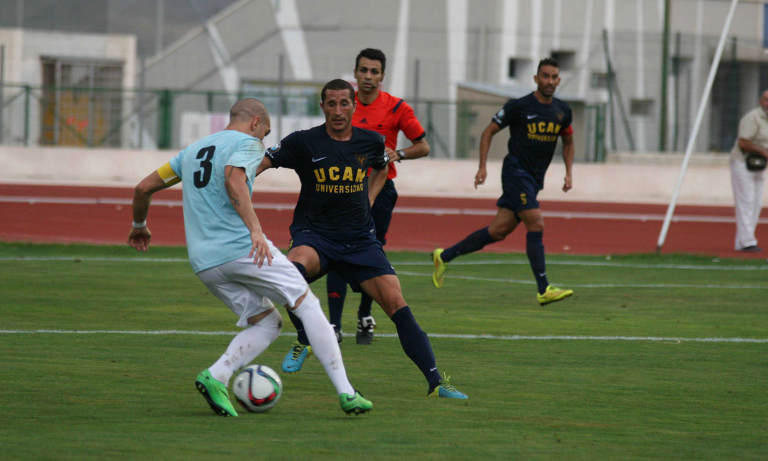 Un UCAM muy serio golea al Jumilla (0-4)