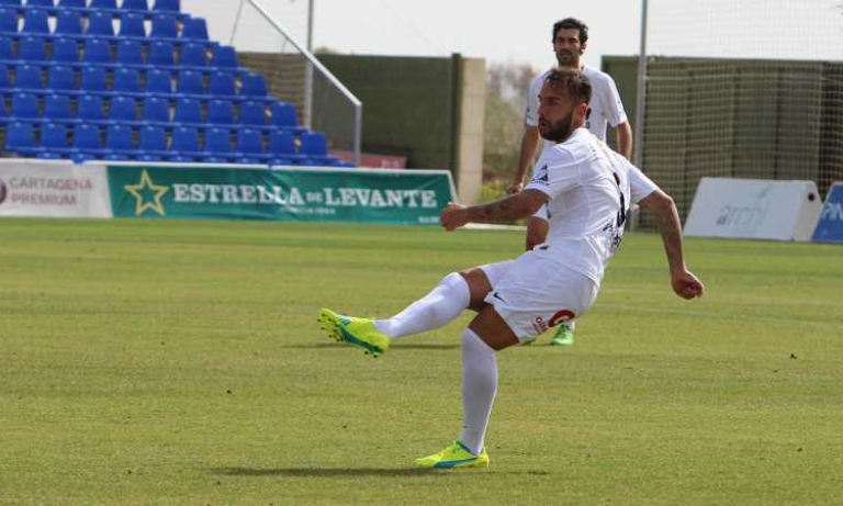 El UCAM CF pasa por encima del Dacia Chisinau (4-1)