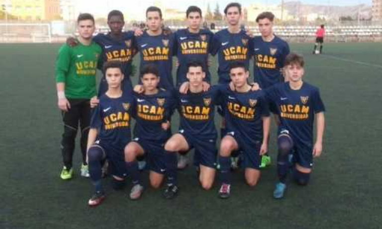 Golpe de autoridad del Cadete 'A'