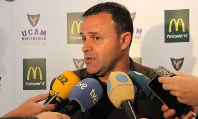 Salmerón: "Llegamos con una buena racha, pero en cuanto empiece el partido, eso dará igual"