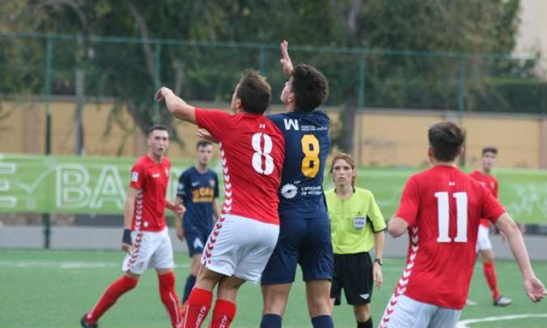 Duelo en la cumbre para el filial