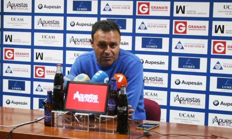 Salmerón: “Nos ha faltado un poquito más de juego para ganar en la segunda parte”