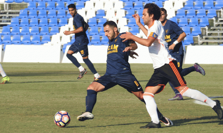 Un gol de Natalio sirve para tumbar al Valencia Mestalla