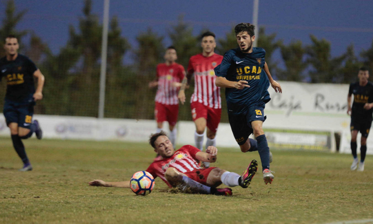 El UCAM Murcia sigue sumando minutos