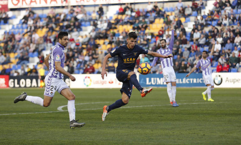Pere Milla: "Nos estamos jugando la vida, necesitaremos el aliento de la grada"