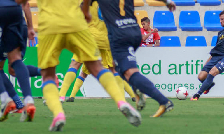 Carlos Moreno: "Este domingo tenemos un partido importante, queremos volver a sumar 3 puntos"