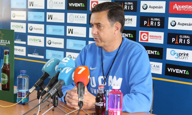 JM Campos: "Estamos trabajando en ser un equipo más vertical sin perder el bloque defensivo"