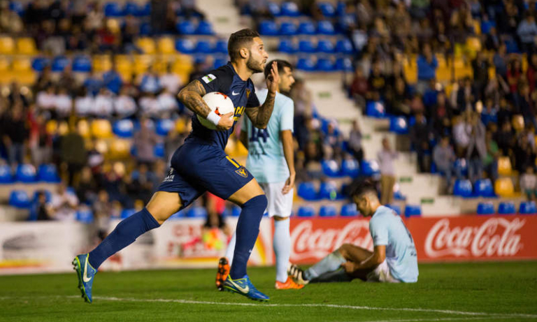 Previa: Duelo por la cima