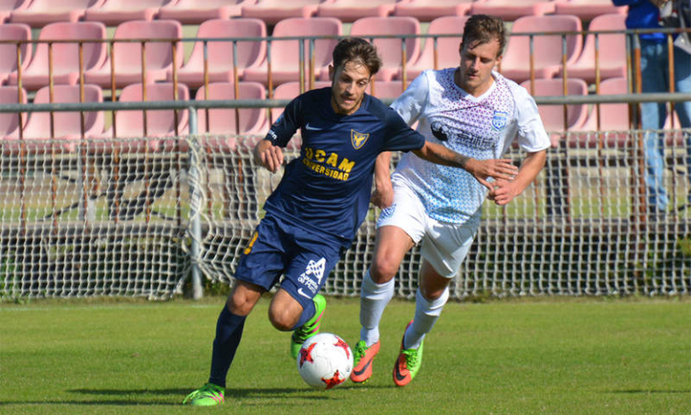 El filial se enfrenta a la UD Los Garres en Las Tejeras