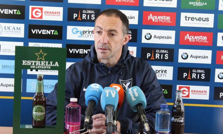 Munitis: "No tiramos la toalla, matemáticamente es posible entrar en playoff"