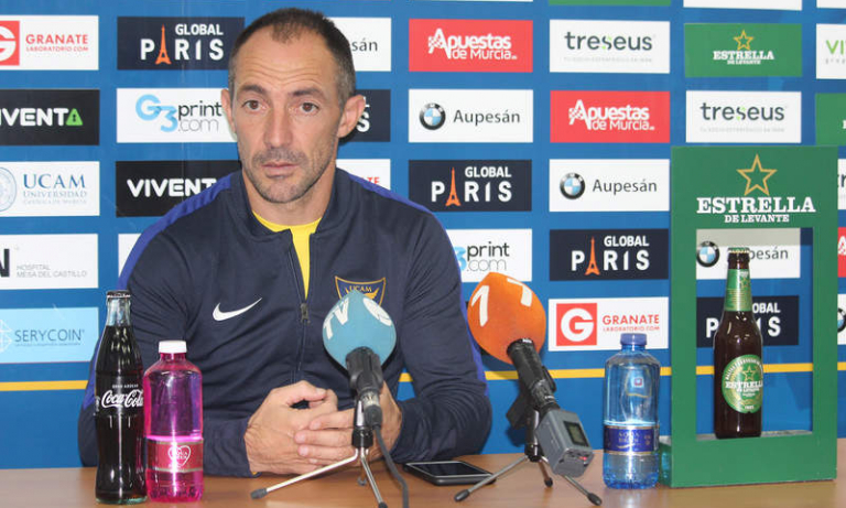 Munitis: "Si vamos a Sanlúcar pensando en que somos líderes, lo normal es que la cosa no salga bien"