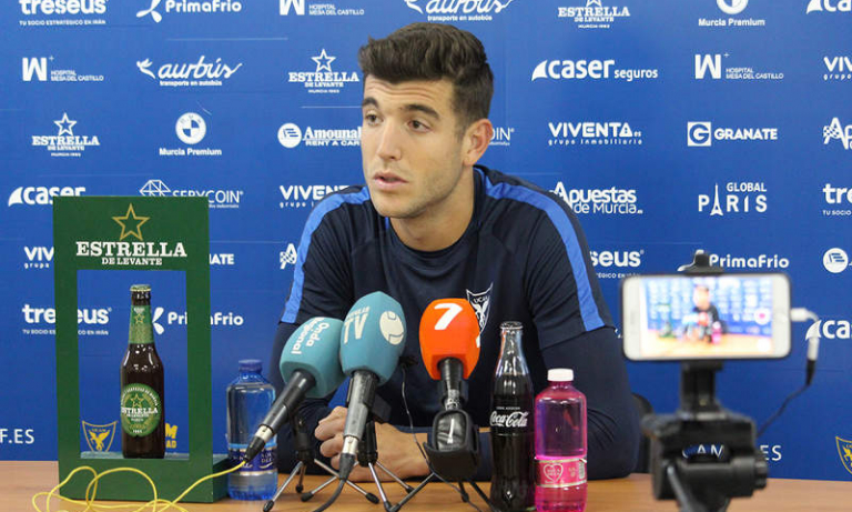 Javi Fernández: "Afrontamos el partido con muchas ganas y con la intención de conseguir los tres puntos"