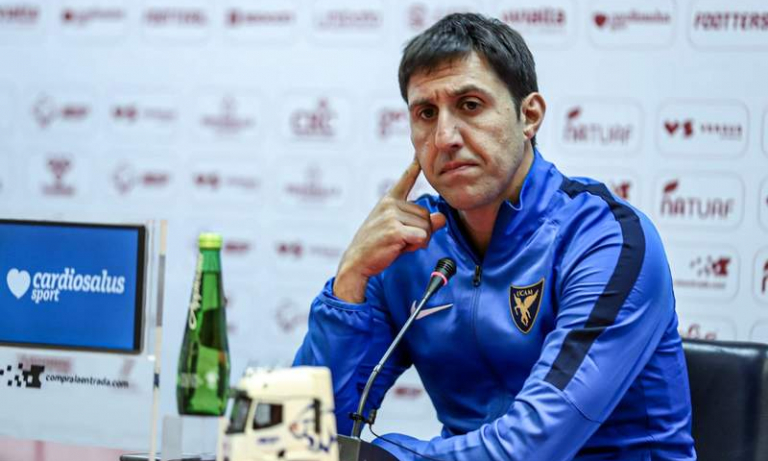 Asier Santana: "Cuando mejor estábamos nos han hecho el segundo"