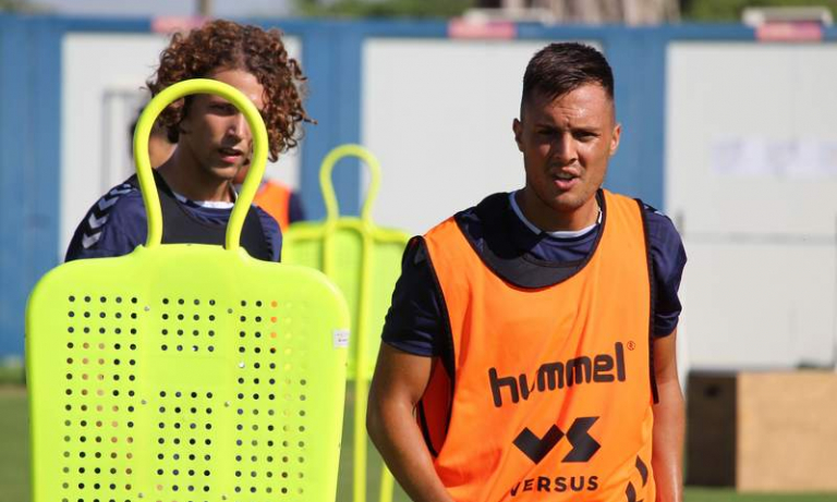 Adán Gurdiel: "Estamos deseando jugar estos dos primeros partidos de pretemporada" 