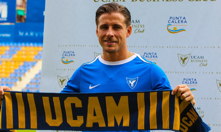 Slide - Presentación - Dani Aquino - UCAM - Punta Colera