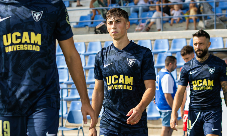 Debut - Héctor Fernández - UCAM 