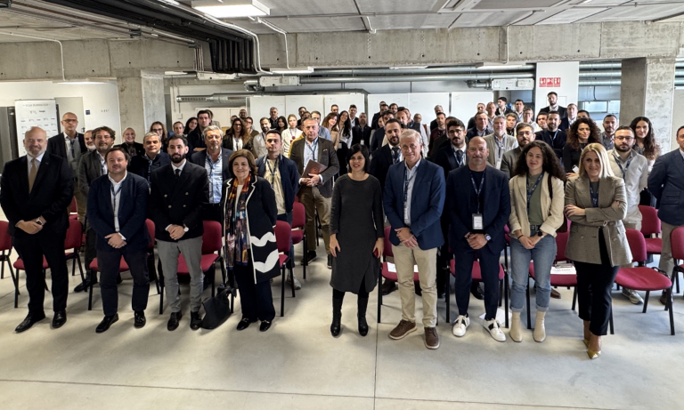 Foto de familia para cerrar este nuevo evento de Inforges