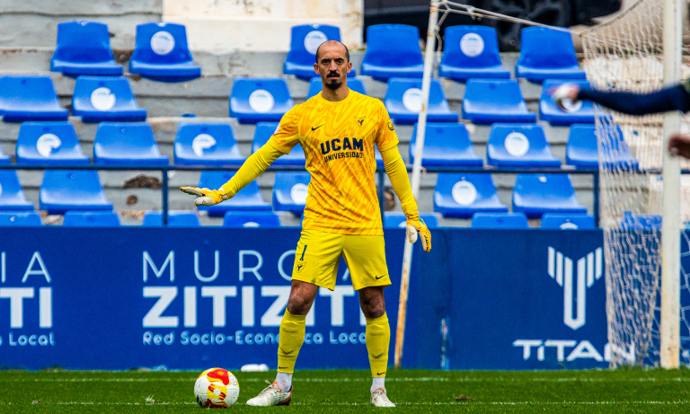 Ackermann con el balón