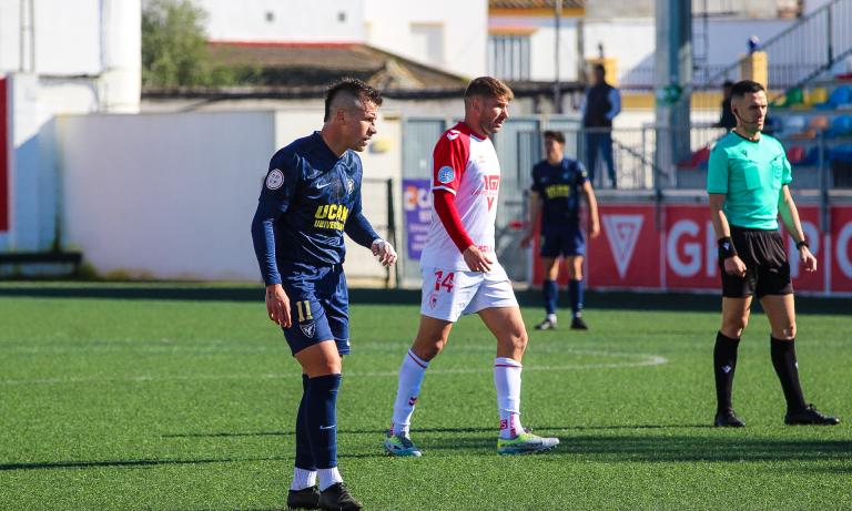 Dani Aquino en el partido ante el Atlético Antoniano