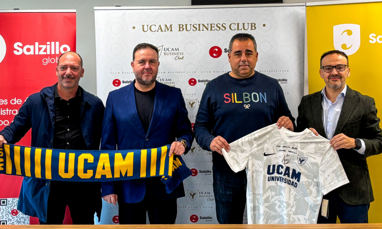 Rueda de prensa en las instalaciones del Grupo Salzillo Global